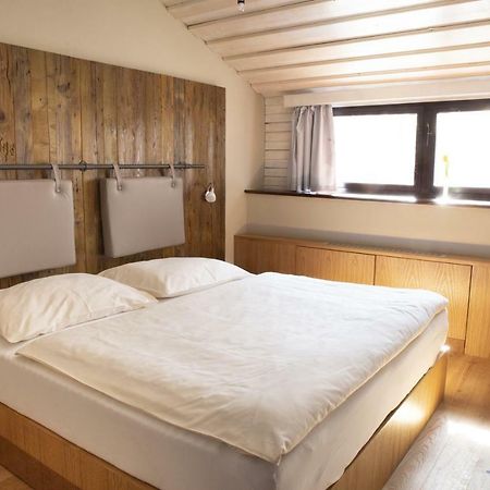 Koliba U Cerneho Medveda Hotel Zlin Bagian luar foto