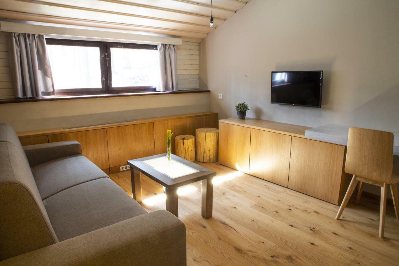 Koliba U Cerneho Medveda Hotel Zlin Bagian luar foto
